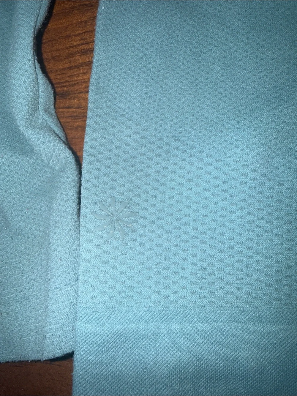 Athleta girls  Long-Sleeve Crew in mint